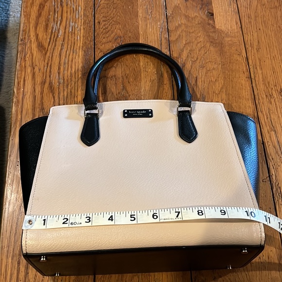 Kate Spade Handbag & Matching Wallet - soft pink and black.Items have gentle use - Picture 15 of 16